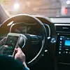 Connected Car mit Smartphone-Integration / Versagen die Autobauer beim Datenschutz?