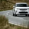 Der Land Rover Discovery Sport P300e hat eine elektrische Norm-Reichweite von 55 Kilometern