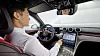 Over-the-Air-Updates ermöglichen neue Unterhaltungs- und NavigationsangeboteOver-the-air updates bring new entertainment and navigation offerings to Mercedes-Benz customers