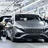 Der Mercedes-AMG EQS 53 4MATIC+ rollt in der Sindeflinger Factory 56 vom Band.