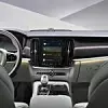 Volvo-Cockpit mit Infotainment auf Android-Basis.