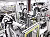 Die Produktion von Brennstoffzellen bei Daimler Truck mit Hilfe von Kuka-Robotern.