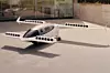 Lilium arbeitet an einem vollelektrischen, senkrecht startenden und landenden Flugtaxi und hat nach eigenen Angaben bereits Kunden mit über 700 Fest- und Vorbestellungen in den USA, Großbritannien, Frankreich, Saudi-Arabien und vielen anderen Ländern.