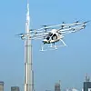 Ein ferngesteuerter Volocopter bei einem Flug in Dubai. Ob es solche Bilder auch mit dem Eiffelturm im Hintergrund geben, wird, scheint zumindest fraglich.